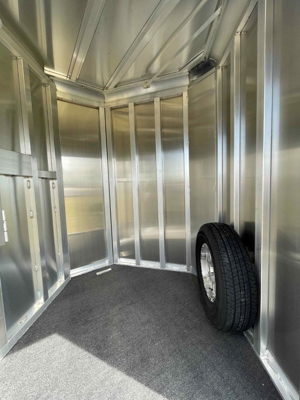 2026 Featherlite 3 Horse Slant Load 9400 Model  - 23002788 - 3