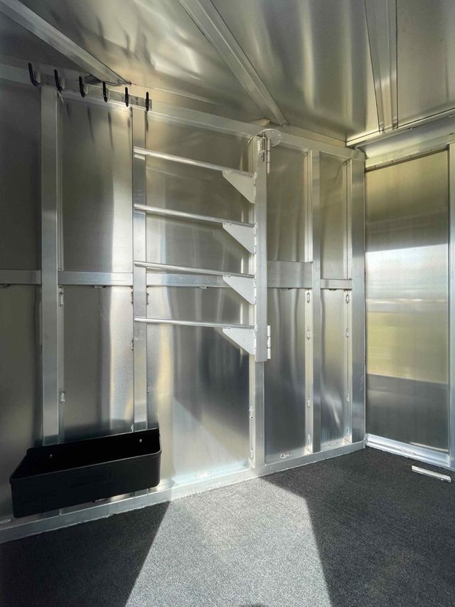 2026 Featherlite 3 Horse Slant Load 9400 Model  - 23002788 - 4