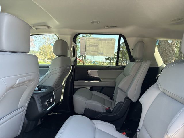 2026 Ford Expedition Active 4x2 - 22982920 - 21