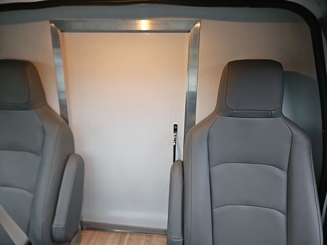 2026 Ford E-Series Cutaway Base - 22945728 - 11