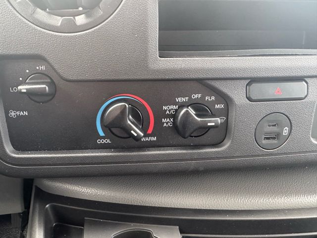 2026 Ford E-Series Cutaway Base - 22970955 - 27