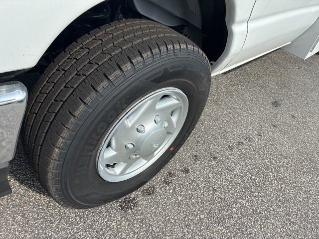 2026 Ford E-Series Cutaway Base - 22964497 - 10