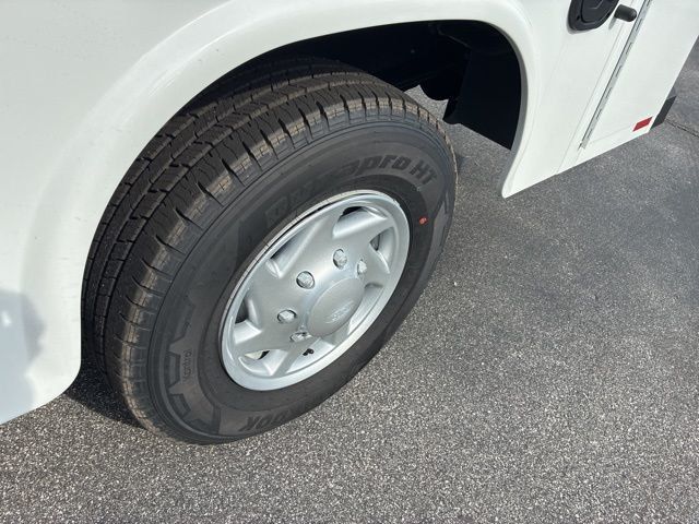 2026 Ford E-Series Cutaway Base - 22964497 - 11