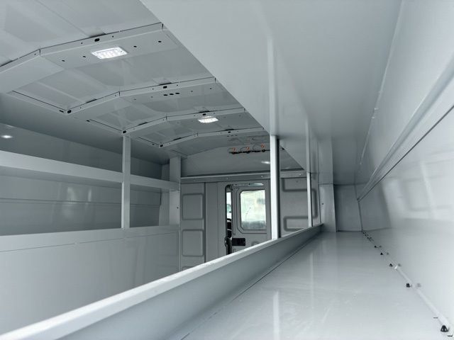 2026 Ford E-Series Cutaway Base - 22964497 - 21