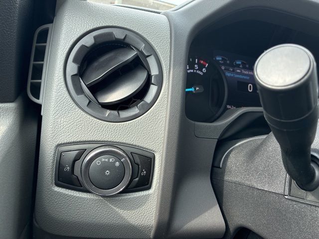 2026 Ford E-Series Cutaway Base - 22964497 - 27