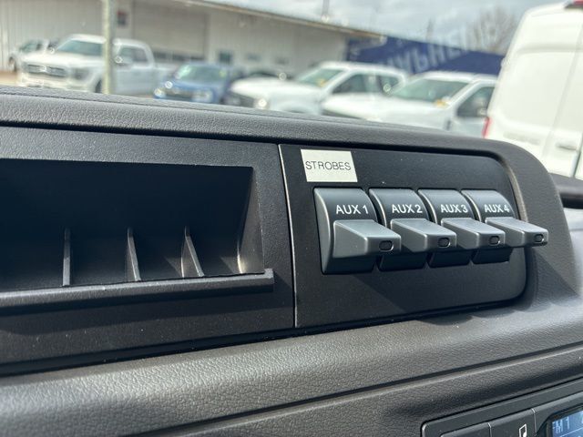 2026 Ford E-Series Cutaway Base - 22964497 - 32