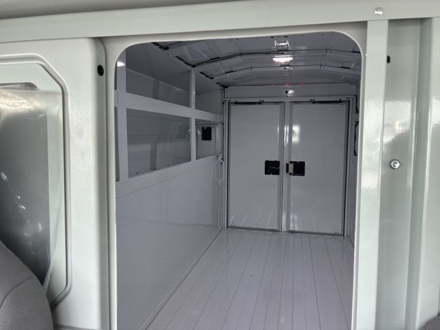 2026 Ford E-Series Cutaway Base - 22964497 - 35