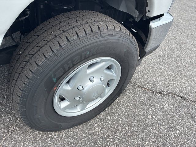 2026 Ford E-Series Cutaway Base - 22964522 - 17