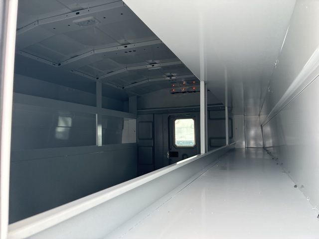 2026 Ford E-Series Cutaway Base - 22964522 - 23