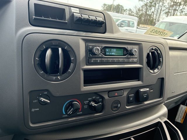 2026 Ford E-Series Cutaway Base - 22964522 - 32