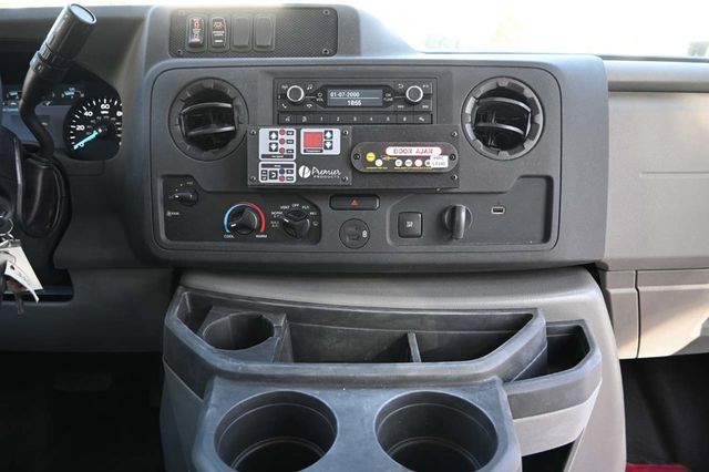 2026 Ford E-Series Cutaway E-450 SD TPSV Mobility Handicap Shuttle - 22983154 - 24