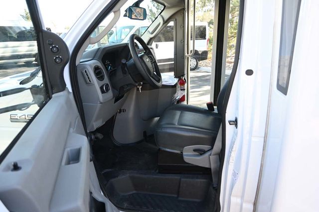 2026 Ford E-Series Cutaway E-450 SD TPSV Mobility Handicap Shuttle - 23049649 - 12