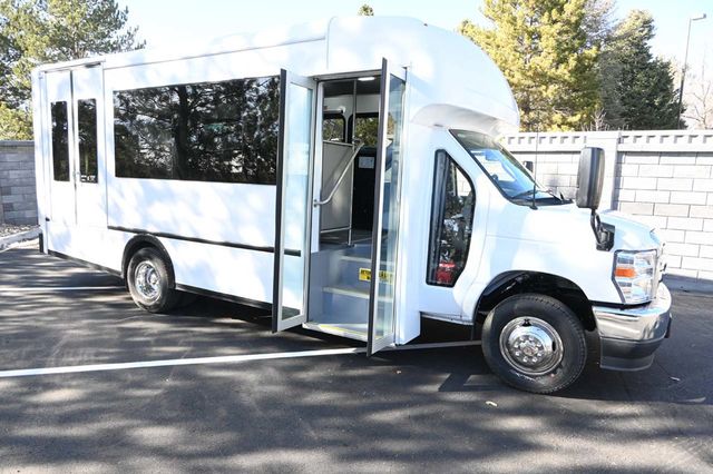 2026 Ford E-Series Cutaway E-450 SD TPSV Mobility Handicap Shuttle - 23049649 - 14