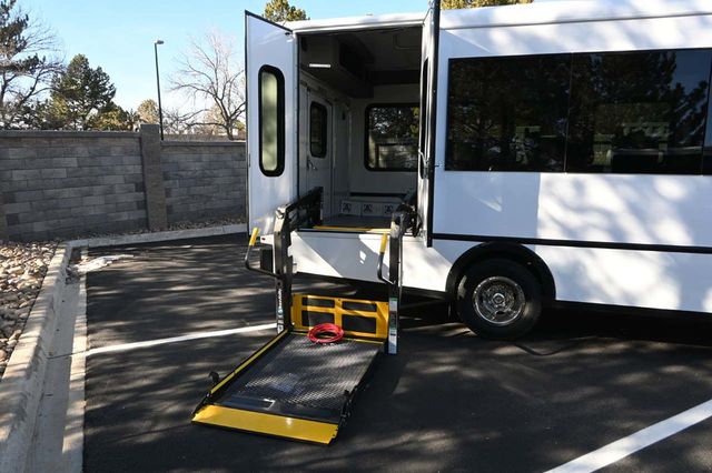 2026 Ford E-Series Cutaway E-450 SD TPSV Mobility Handicap Shuttle - 23049649 - 15