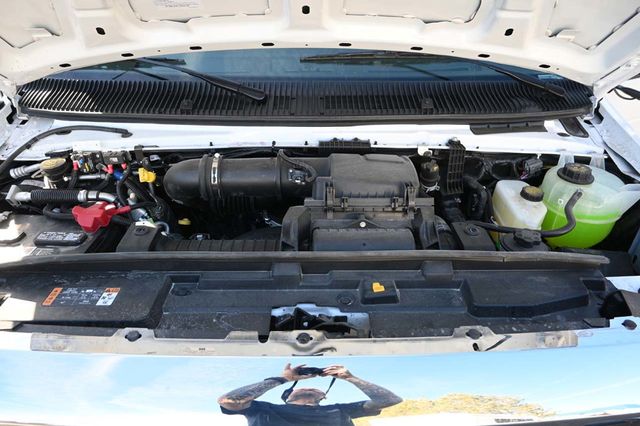 2026 Ford E-Series Cutaway E-450 SD TPSV Mobility Handicap Shuttle - 23049649 - 31