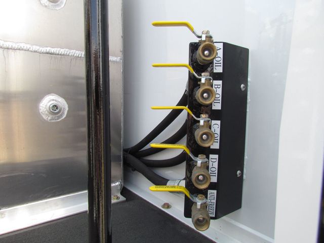 2026 Ford F600 Lube Service Truck 4x4 - 22977058 - 17