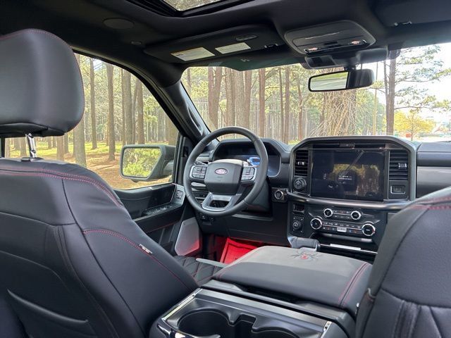 2026 Ford F-150 Lariat - 22994192 - 24