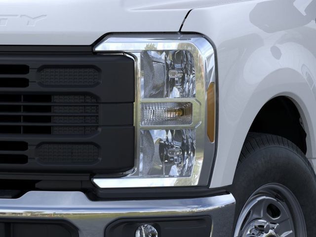 2026 Ford Super Duty F-250 SRW XL 2WD Reg Cab 8' Box - 23031300 - 17