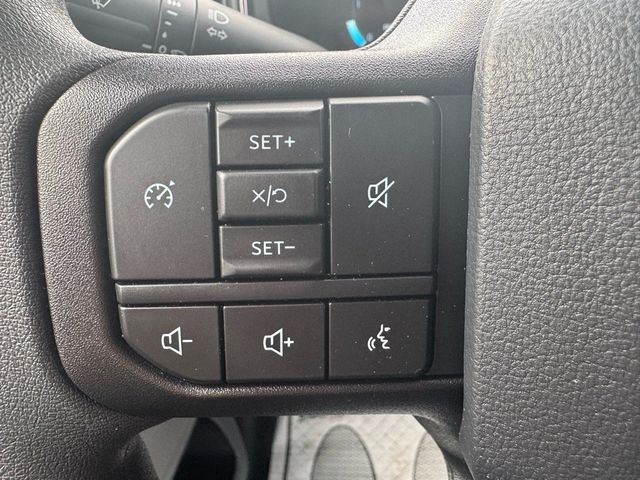 2026 Ford Super Duty F-350 DRW XLT 4WD Crew Cab 8' Box - 22968824 - 12