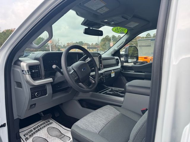 2026 Ford Super Duty F-350 DRW XLT 4WD Crew Cab 8' Box - 22968824 - 8