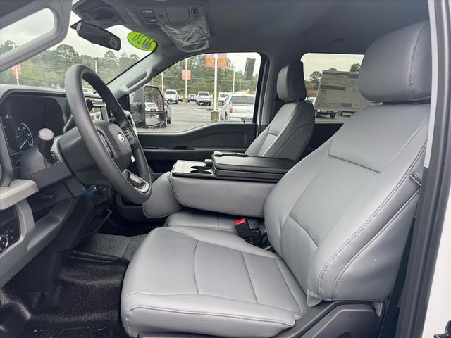 2026 Ford Super Duty F-350 DRW Cab-Chassis  - 22956775 - 10