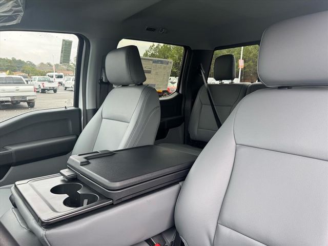 2026 Ford Super Duty F-350 DRW Cab-Chassis  - 22956775 - 11