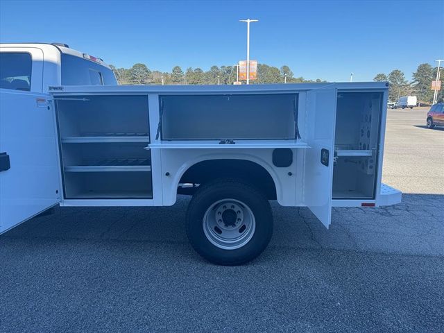 2026 Ford Super Duty F-350 DRW Cab-Chassis  - 22968641 - 12