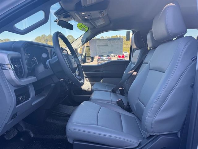 2026 Ford Super Duty F-350 DRW Cab-Chassis  - 22968641 - 17