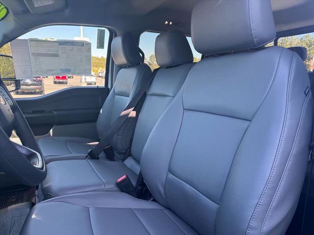 2026 Ford Super Duty F-350 DRW Cab-Chassis  - 22968641 - 18