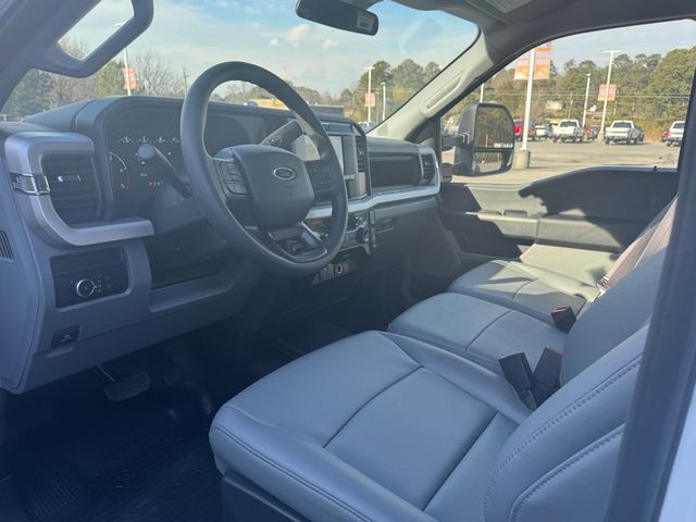 2026 Ford Super Duty F-350 DRW Cab-Chassis XL 4WD Crew Cab 179" WB 60" CA - 22928906 - 10