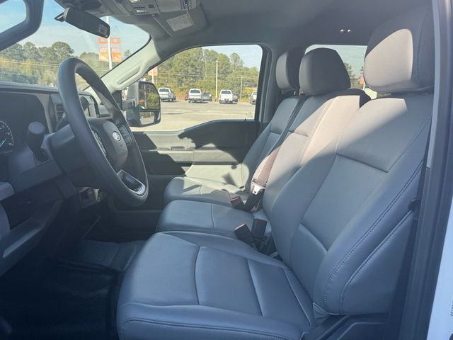 2026 Ford Super Duty F-350 DRW Cab-Chassis XL 4WD Crew Cab 179" WB 60" CA - 22928906 - 11