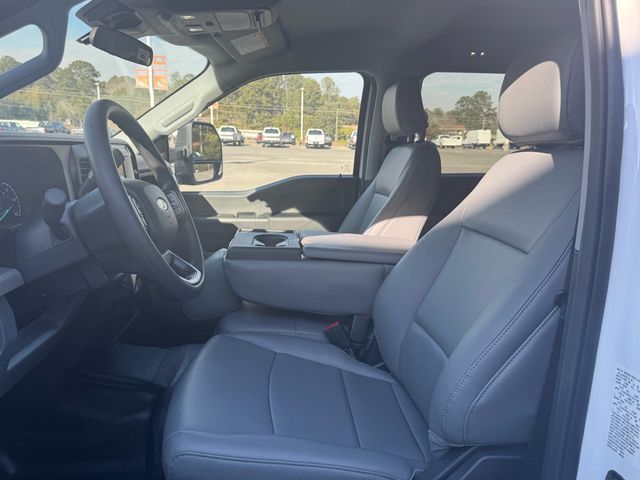 2026 Ford Super Duty F-350 DRW Cab-Chassis XL 4WD Crew Cab 179" WB 60" CA - 22928906 - 12