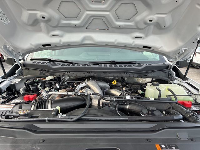 2026 Ford Super Duty F-350 DRW Cab-Chassis XL 4WD Crew Cab 179" WB 60" CA - 22938670 - 22