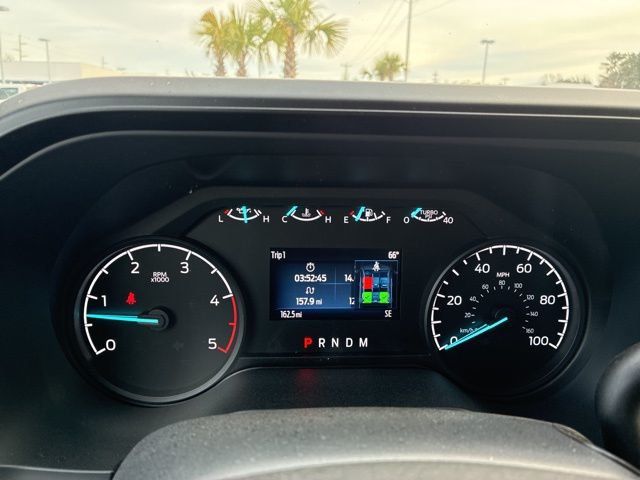 2026 Ford Super Duty F-350 DRW Cab-Chassis XL 4WD Crew Cab 179" WB 60" CA - 22938670 - 32