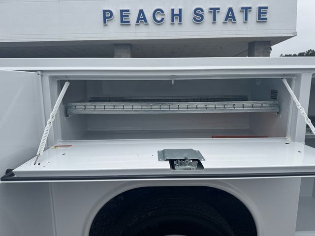 2026 Ford Super Duty F-450 DRW Cab-Chassis  - 22944464 - 11