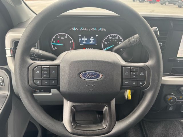 2026 Ford Super Duty F-450 DRW Cab-Chassis  - 22944464 - 26