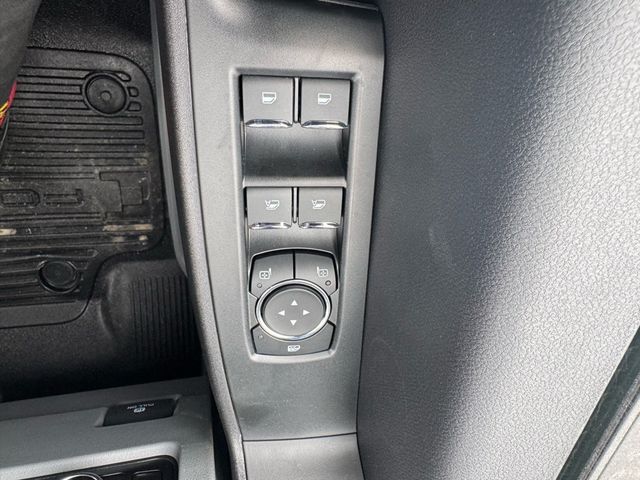 2026 Ford Super Duty F-450 DRW Cab-Chassis  - 22944464 - 30