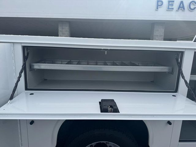 2026 Ford Super Duty F-450 DRW Cab-Chassis  - 22968598 - 11