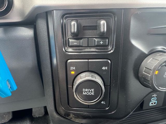 2026 Ford Super Duty F-450 DRW Cab-Chassis  - 22968598 - 34