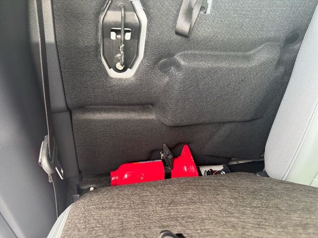 2026 Ford Super Duty F-450 DRW Cab-Chassis  - 22968598 - 40