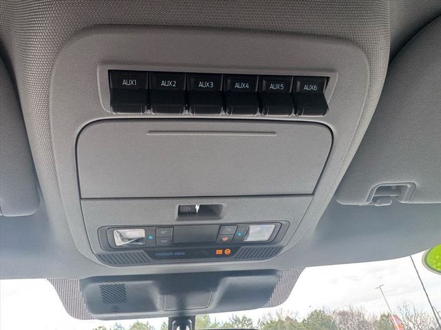 2026 Ford Super Duty F-450 DRW Cab-Chassis  - 22968598 - 41