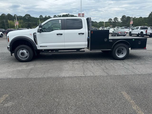 2026 Ford Super Duty F-450 DRW Cab-Chassis  - 23015993 - 4