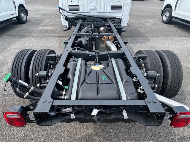 2026 Ford Super Duty F-550 DRW  - 23017047 - 4