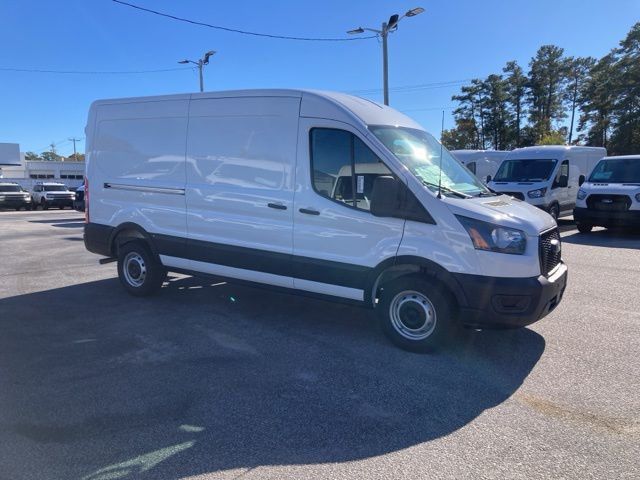 2026 Ford Transit Cargo Van T-250 148" Med Rf 9150 GVWR RWD - 22927834 - 1