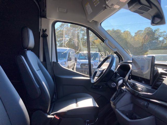 2026 Ford Transit Cargo Van T-250 148" Med Rf 9150 GVWR RWD - 22927834 - 21