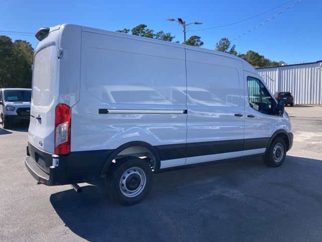 2026 Ford Transit Cargo Van T-250 148" Med Rf 9150 GVWR RWD - 22931044 - 1
