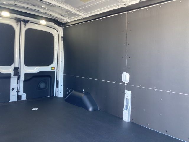 2026 Ford Transit Cargo Van T-250 148" Med Rf 9150 GVWR RWD - 22931044 - 23