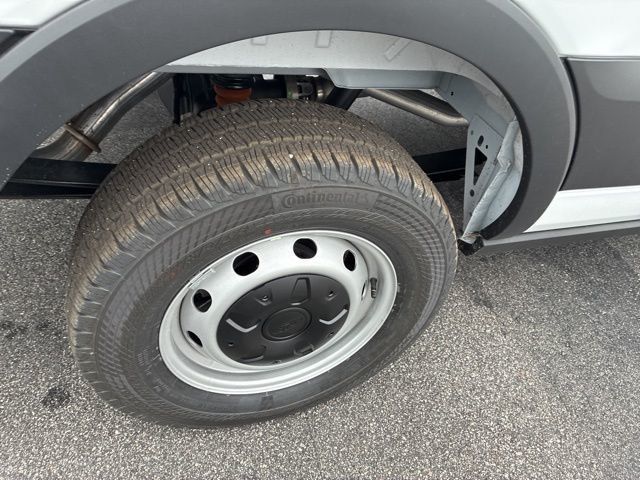 2026 Ford Transit Cargo Van T-250 148" Med Rf 9150 GVWR RWD - 22943335 - 14