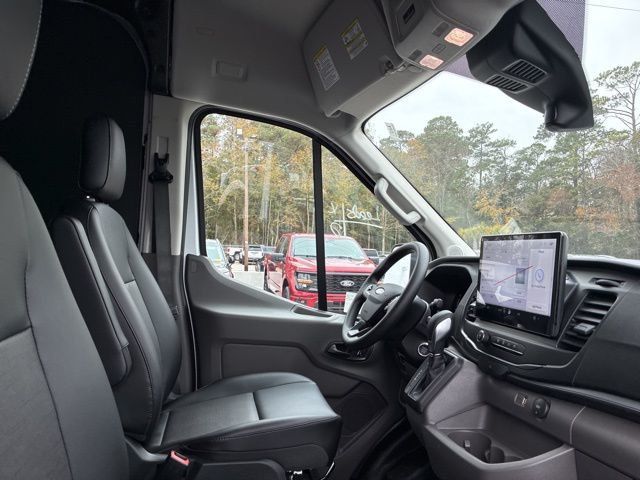 2026 Ford Transit Cargo Van T-250 148" Med Rf 9150 GVWR RWD - 22943335 - 19
