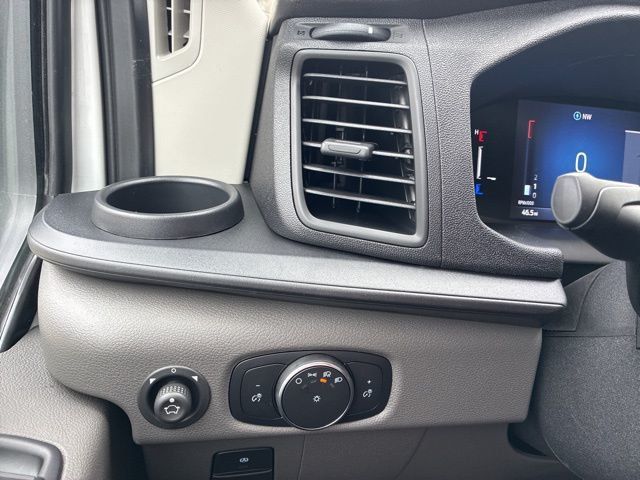 2026 Ford Transit Cargo Van T-250 148" Med Rf 9150 GVWR RWD - 22943335 - 25